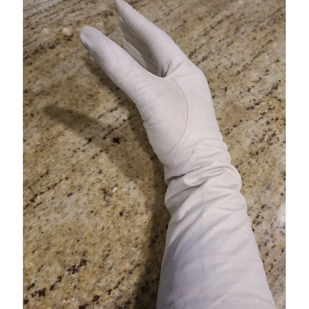 Single **Right Hand Only ** Gray Leather Silk Lined 12